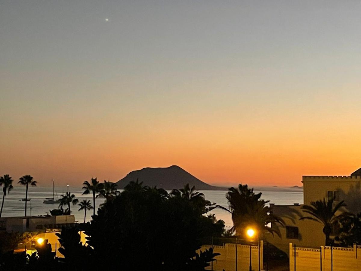 Alojamientos Playa Centro Corralejo 6 المظهر الخارجي الصورة
